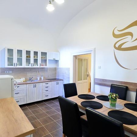Foter Apartman Eger Exterior photo