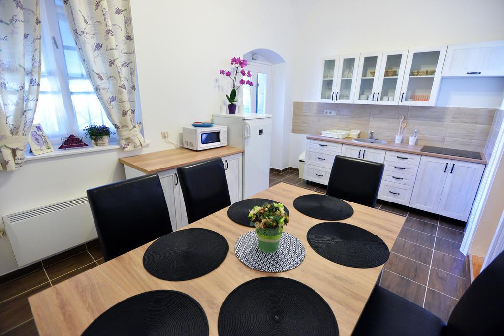 Foter Apartman Eger Exterior photo